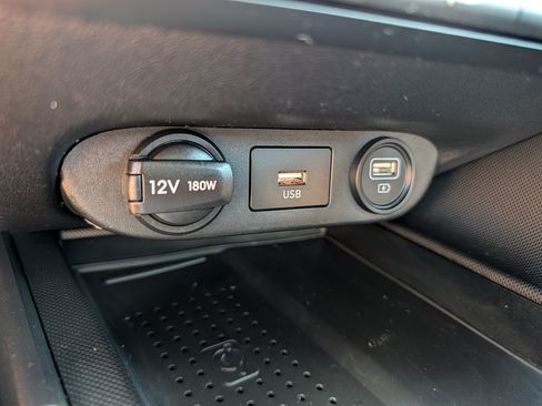 Certified 2023 Hyundai Elantra SEL w/ Convenience Package FWD image 33