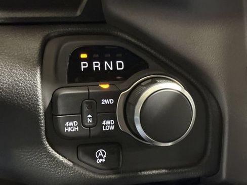 New 2026 RAM 1500 Express AWD/4WD image 17