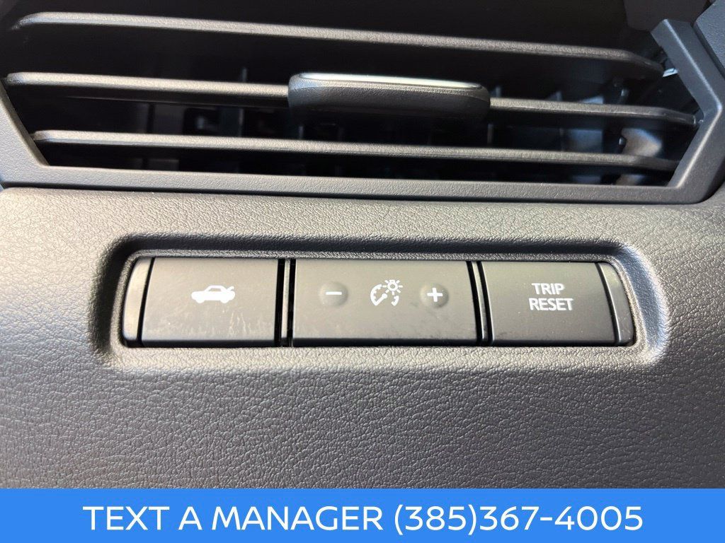 New 2026 Nissan Altima 2.5 SR AWD/4WD image 23