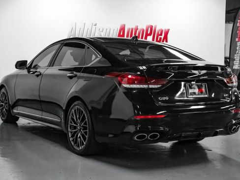 Used 2018 Genesis G80 3.3T Sport RWD image 12