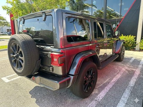 Used 2021 Jeep Wrangler Unlimited Sahara AWD/4WD image 2