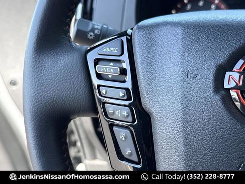 Used 2025 Nissan Frontier PRO-4X w/ Pro Premium Package image 42