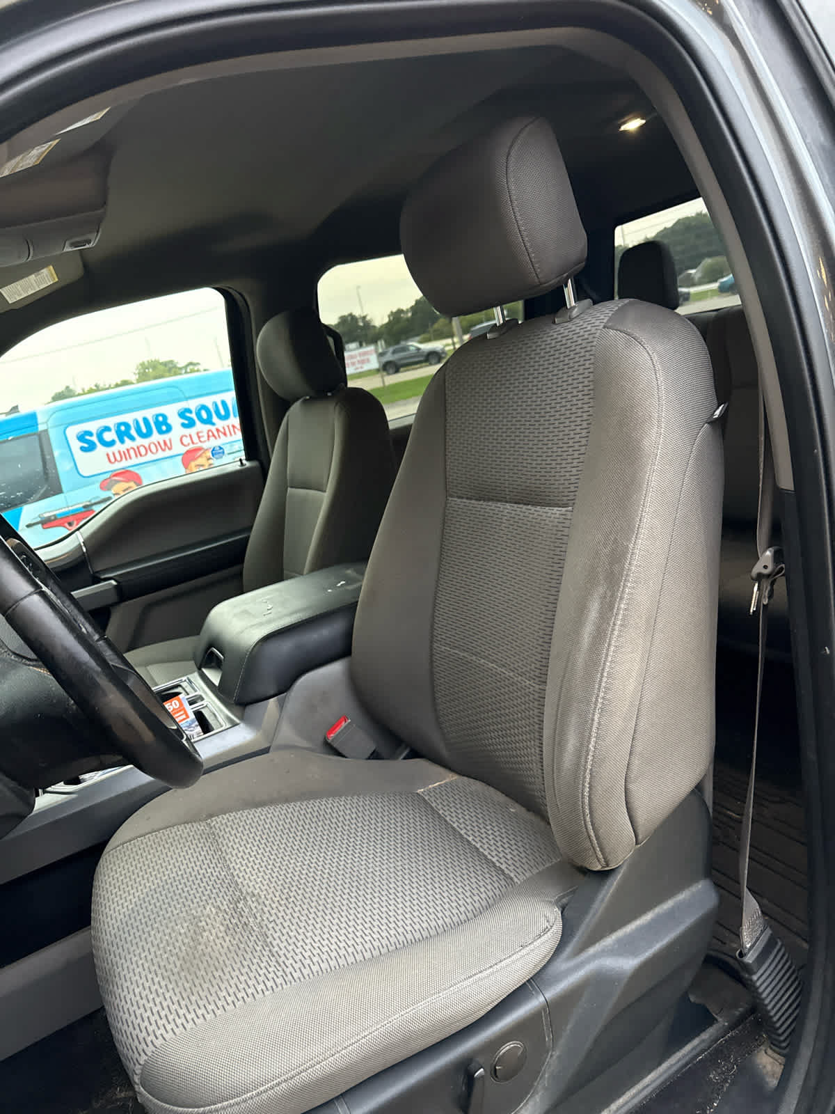 Used 2019 Ford F150 XLT w/ Equipment Group 302A Luxury AWD/4WD image 10