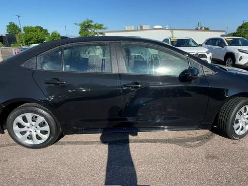 Certified 2023 Toyota Corolla LE FWD image 9