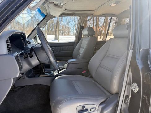 Used 1996 Toyota Land Cruiser image 43