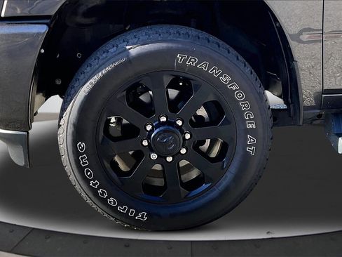 Certified 2024 RAM 2500 Laramie w/ Night Edition image 33