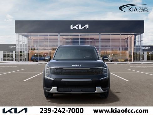 New 2026 Kia EV9 Light RWD image 2