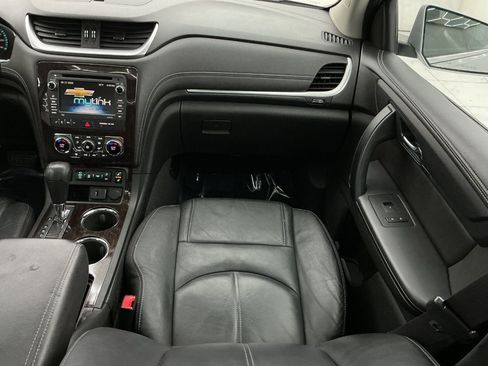 Used 2015 Chevrolet Traverse LT FWD image 30
