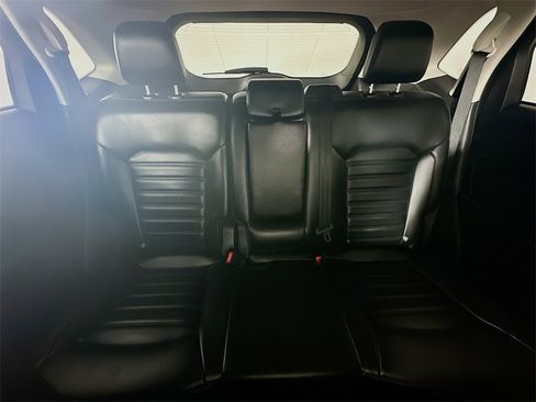 Used 2024 Ford Edge SEL image 13