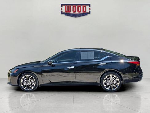 Used 2024 Nissan Altima 2.5 SL AWD/4WD image 4