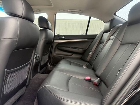 Used 2013 INFINITI G37 Journey w/ Premium Pkg image 10