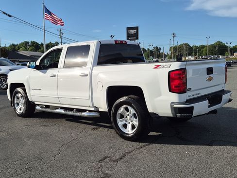 Used 2018 Chevrolet Silverado 1500 LT w/ All Star Edition AWD/4WD image 3