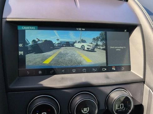 Used 2020 Jaguar F-TYPE R image 16