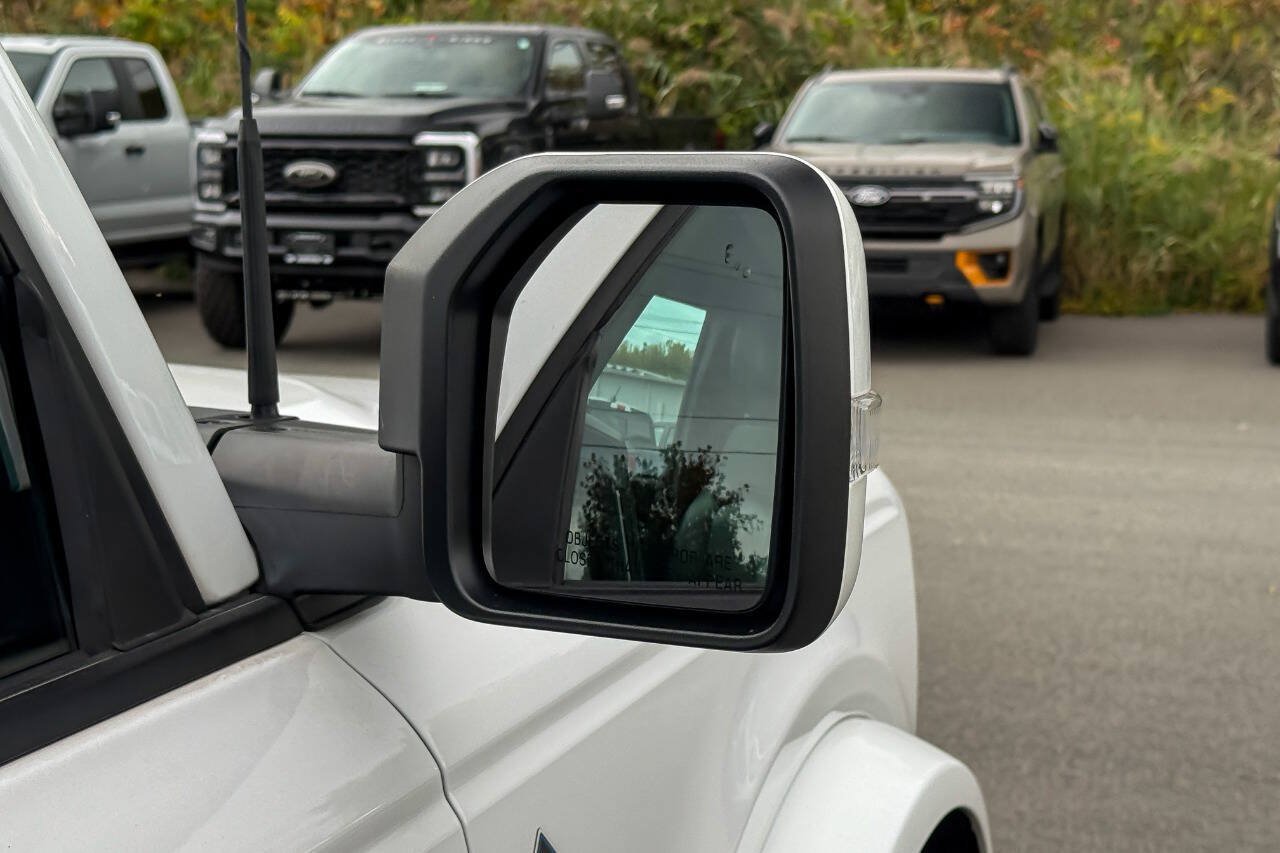 Used 2022 Ford Bronco Outer Banks AWD/4WD image 14