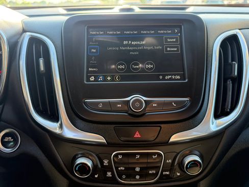 Used 2019 Chevrolet Equinox LT AWD/4WD image 14