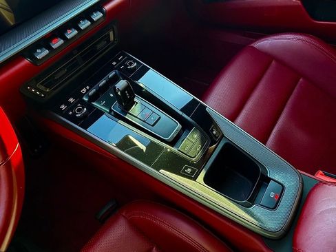 Certified 2022 Porsche 911 Carrera 4S image 16