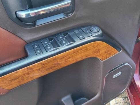 Used 2016 Chevrolet Silverado 2500 High Country image 12