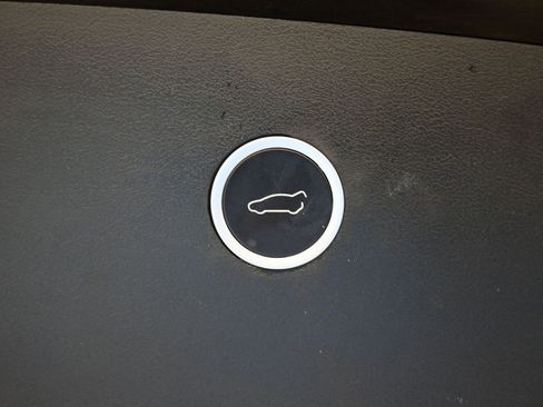 Used 2020 Tesla Model X Long Range image 15