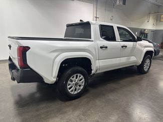 New 2025 Toyota Tacoma SR video 3