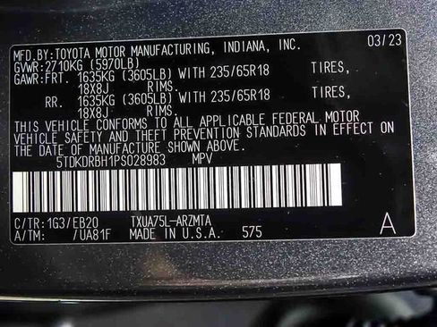 Used 2023 Toyota Highlander XLE AWD/4WD image 30