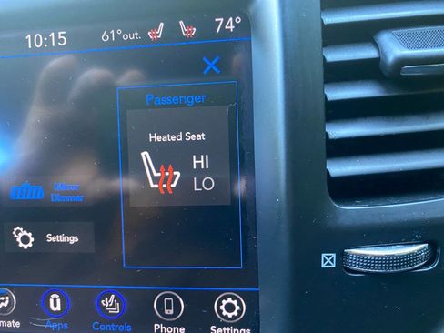 Used 2019 Chrysler 300 S image 36