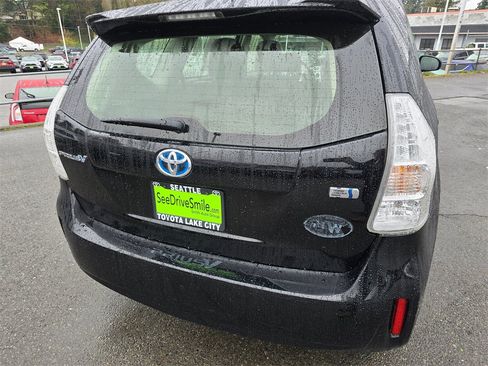 Used 2012 Toyota Prius V Three image 15