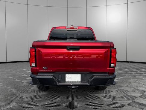 Certified 2025 Chevrolet Colorado Z71 w/ Technology Package AWD/4WD image 4