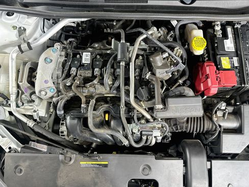 Used 2024 Nissan Sentra SV FWD image 30