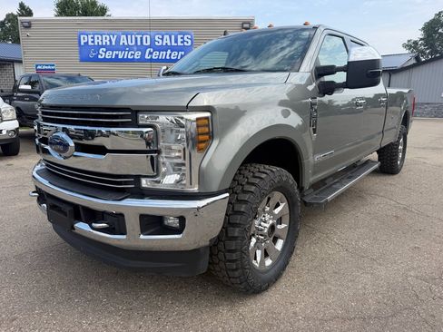 Used 2019 Ford F250 Lariat w/ Chrome Package AWD/4WD image 2
