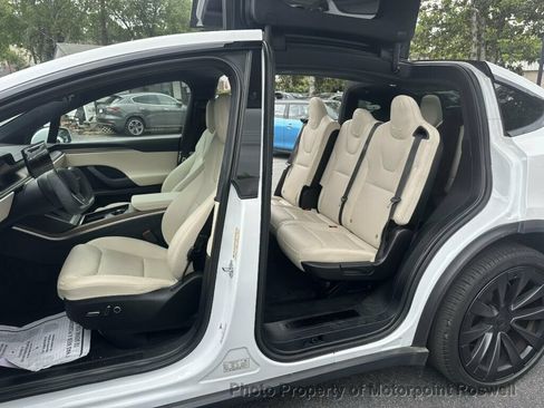 Used 2023 Tesla Model X AWD/4WD image 10