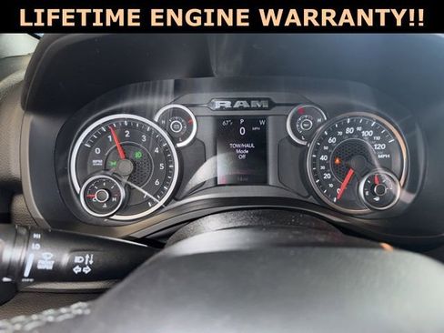 New 2026 RAM 1500 Big Horn AWD/4WD image 25