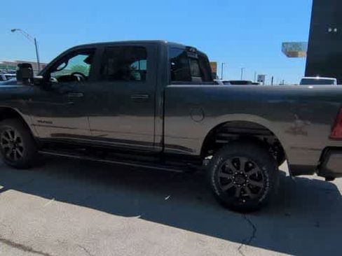 New 2026 RAM 2500 Laramie AWD/4WD image 6