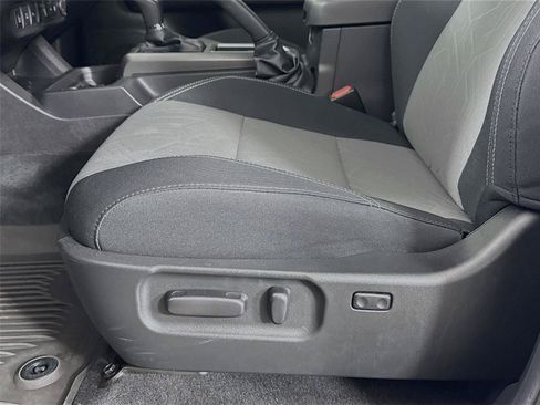 Certified 2023 Toyota Tacoma TRD Sport w/ Advanced Technology Package AWD/4WD image 33