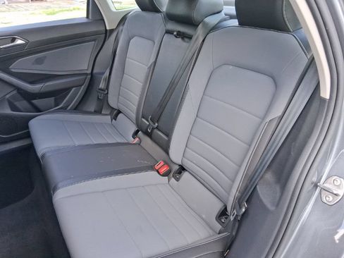 Used 2025 Volkswagen Jetta SE FWD image 13