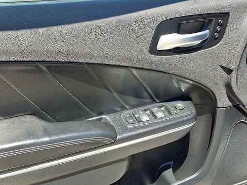 Used 2016 Dodge Charger R/T image 12