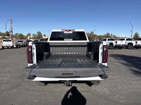 New 2026 GMC Sierra 2500 AT4 w/ AT4 Premium Plus Package AWD/4WD image 10