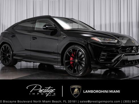 Used 2019 Lamborghini Urus image 1