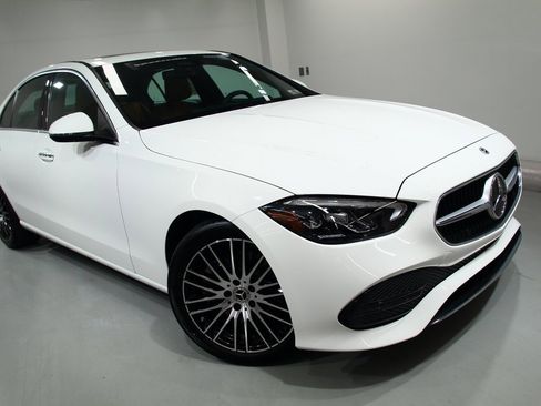 Used 2023 Mercedes-Benz C 300 4MATIC Sedan image 8