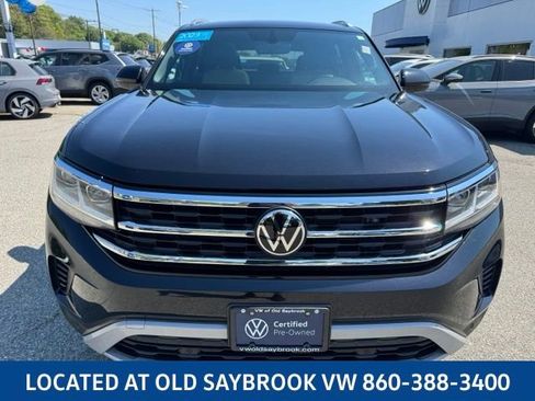 Certified 2023 Volkswagen Atlas Cross Sport SE w/ Panoramic Sunroof Package AWD/4WD image 2