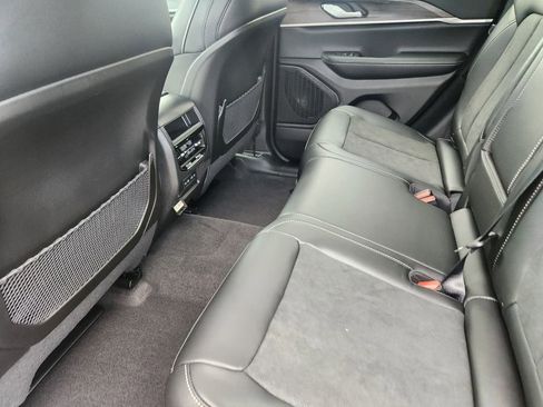 New 2026 Jeep Grand Cherokee Altitude AWD/4WD image 27