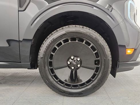 New 2026 Ford Maverick Lobo AWD/4WD image 24
