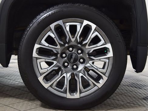 Used 2024 GMC Sierra 1500 Denali Ultimate image 28