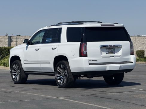 Used 2018 GMC Yukon Denali w/ Denali Ultimate Package AWD/4WD image 5