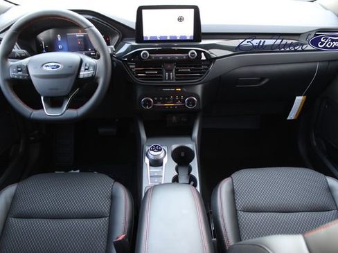 New 2026 Ford Escape ST-Line w/ Cold Weather Package image 10