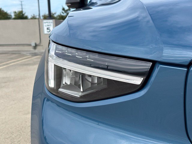 Certified 2023 Volvo C40 Recharge Core AWD/4WD image 12
