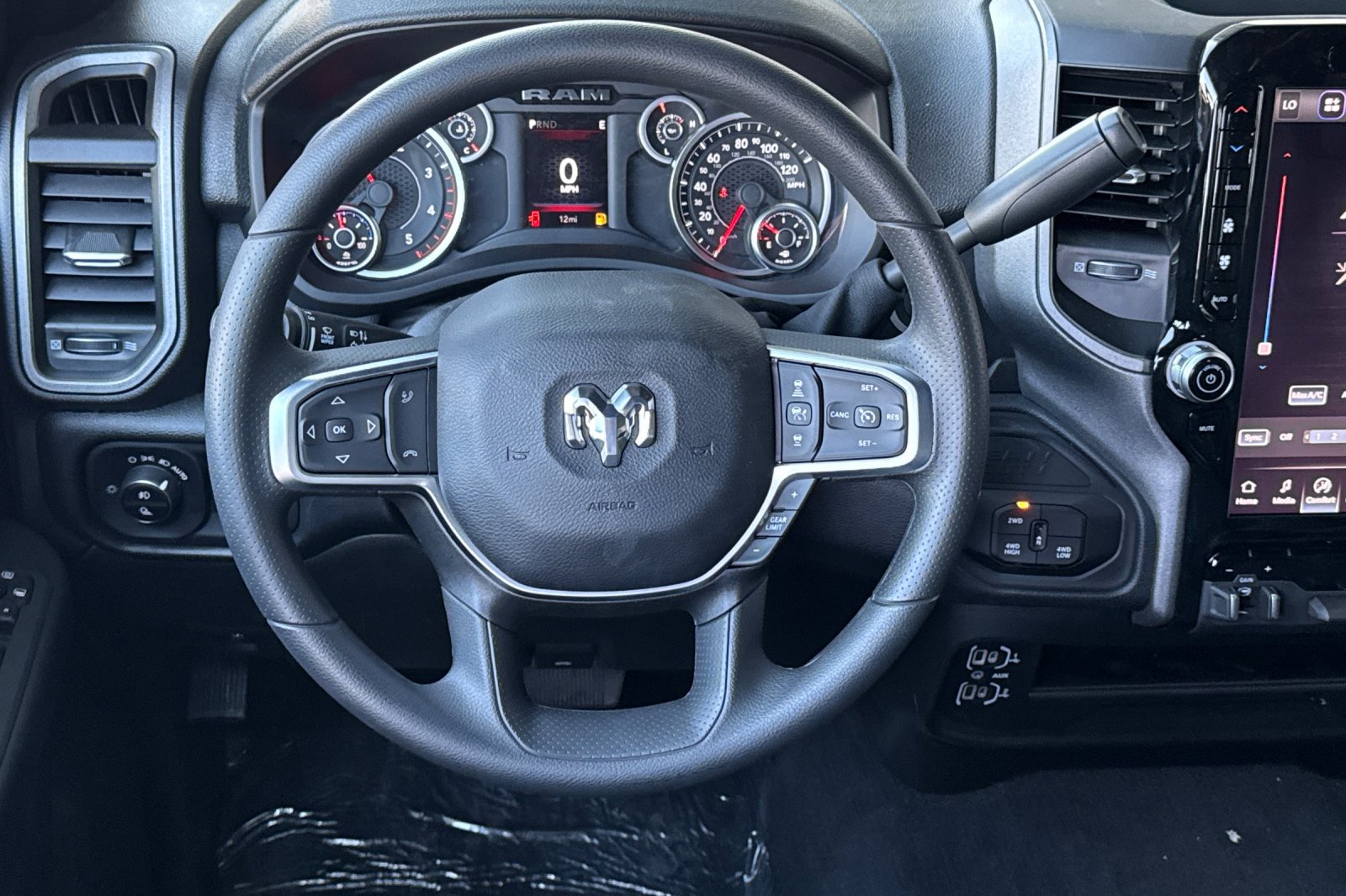 New 2027 RAM 2500 Tradesman AWD/4WD image 13