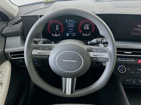 Used 2025 Hyundai Sonata SEL image 18
