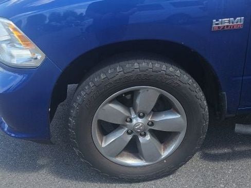 Used 2014 RAM 1500 Express RWD image 4