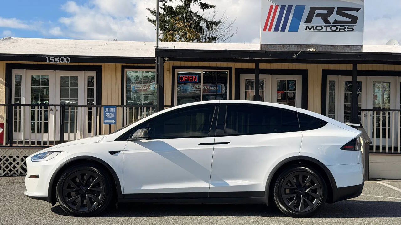 Used 2023 Tesla Model X AWD/4WD image 2