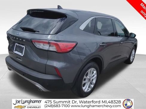 Used 2021 Ford Escape SE w/ Cold Weather Package FWD image 8